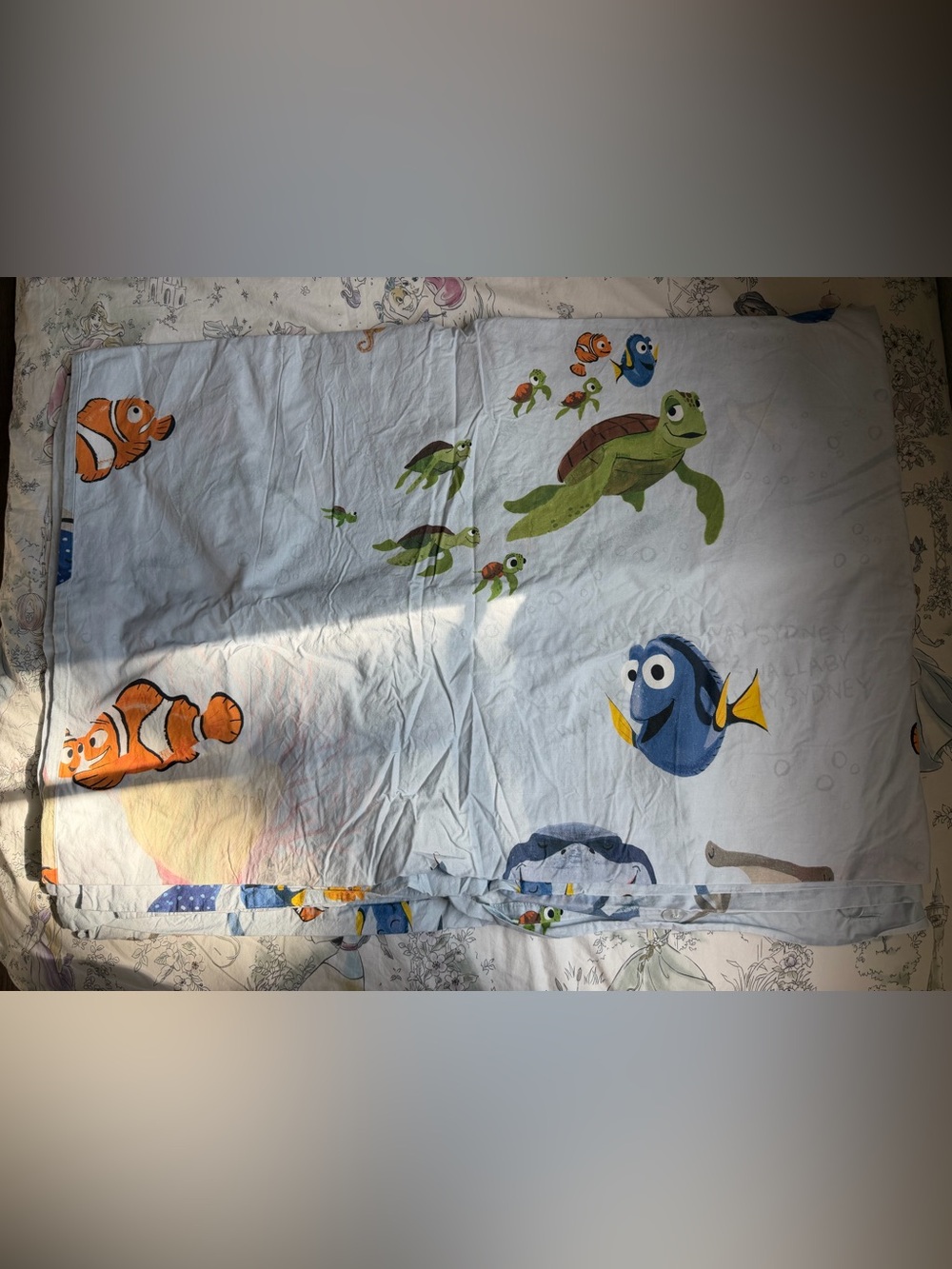 Pottery Barn Disney and Pixar Finding Nemo Duvet Cover w/ 1 Standard Sham - Twin